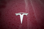 Tesla probed over possible seat belt problems