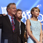 Taylor Swifts Rep Speaks Out After Dad Allegedly Assaults Paparazzo  E NEWS