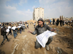 Massacre Israel forces attack crowds waiting for aid in Gaza killing 21  Al Jazeera English Massacre Israel forces attack crowds waiting for aid in Gaza killing 21  Al Jazeera English