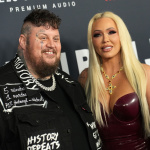 Jelly Rolls Private Plane Makes an Emergency Landing  E NEWS Jelly Rolls Private Plane Makes an Emergency Landing  E NEWS